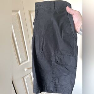 Black Kenneth Cole Mens Cargo Shorts Size 33